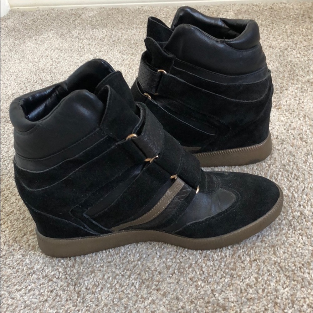 BCBG WEDGE SNEAKERs Never worn!